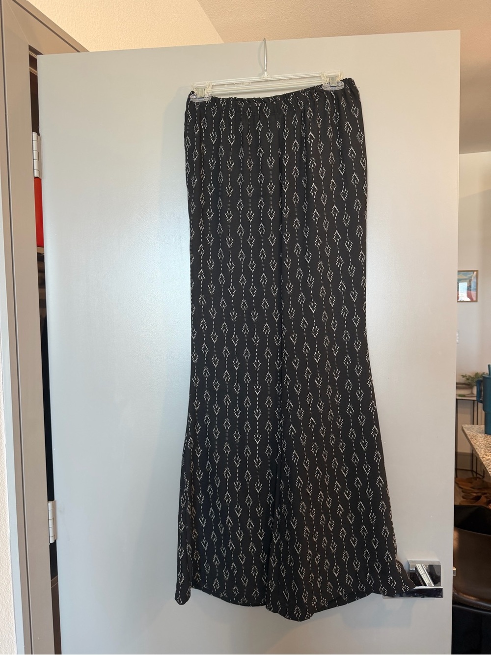 Gianni-Bini flare pants